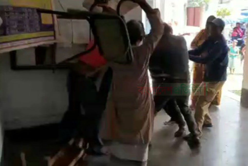 লালপুরে পৃথক স্থানে আওয়ামী লীগের দুই গ্রুপের সংঘর্ষ, আহত ৮