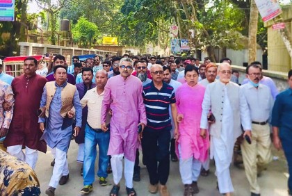 বাঞ্ছারামপুরে বিএনপি-জামায়াতের নৈরাজ্যের বিরুদ্ধে প্রতিবাদ মিছিল