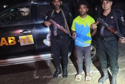 টেকনাফে ইয়াবাসহ আটক ১ 