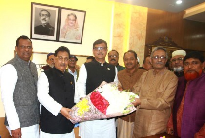 দায়িত্ব নিলেন রাজশাহী জেলা পরিষদের নতুন চেয়ারম্যান