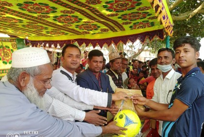 ভাঙ্গুড়ায় অনূর্ধ্ব-১৬ ফুটবল প্রতিযোগিতা অনুষ্ঠিত 