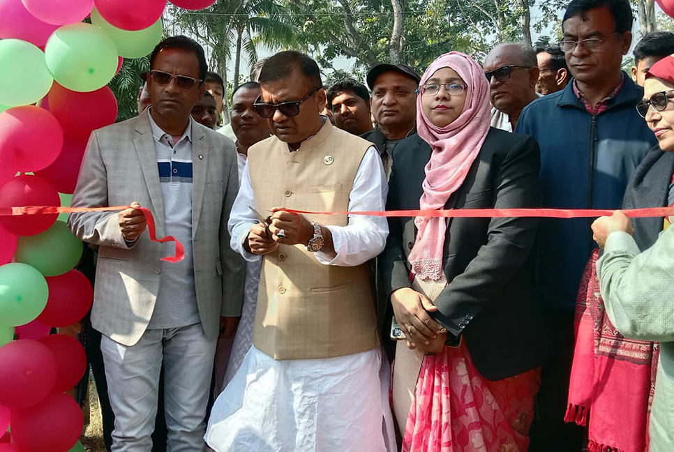 বাগাতিপাড়ায় বিজ্ঞান ও প্রযুক্তি সপ্তাহের উদ্বোধন
