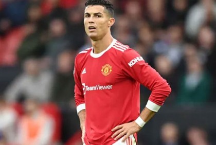 রোনালদোকে বিদায় জানালো ম্যান ইউ