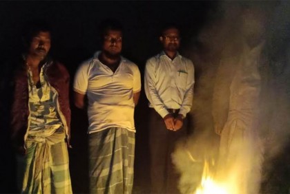 
বাগাতিপাড়ায় অবৈধ কারেন্ট জাল দিয়ে মাছ শিকার করার সময় তিন জন আটক