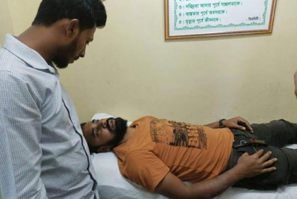 জবিতে ছাত্রদলের নেতাকে পেটালো ছাত্রলীগ