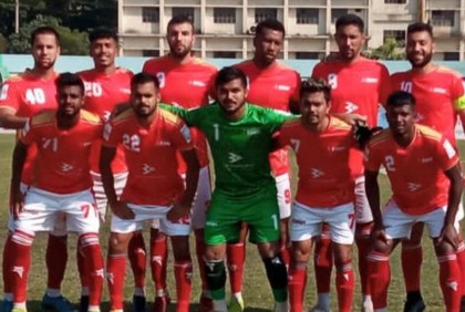 রাকিব-রোবিনহোর ঝলকে সেমিফাইনালে বসুন্ধরা কিংস

