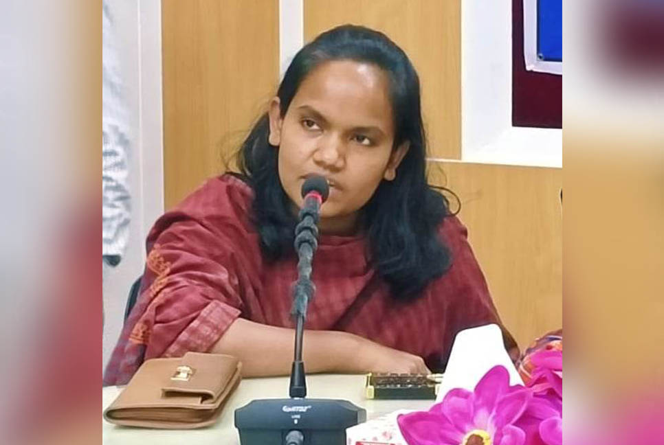 হালুয়াঘাটে প্রথম নারী ইউএনও হিসেবে দায়িত্ব নিলেন মাহমুদা হাসান