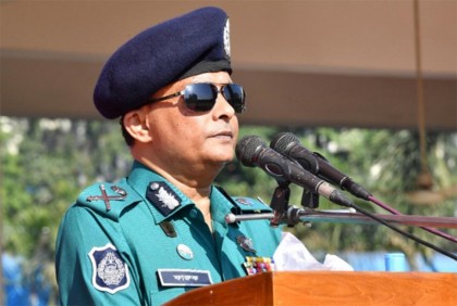 সামনে কঠিন চ্যালেঞ্জ মোকাবিলা করতে হবে : ডিএমপি কমিশনার