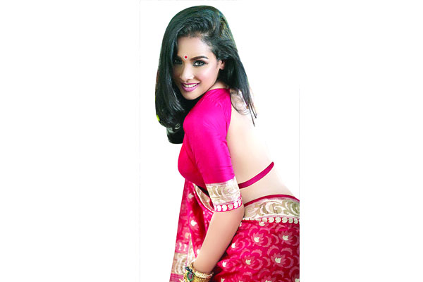 অনন্যা রুনা খান