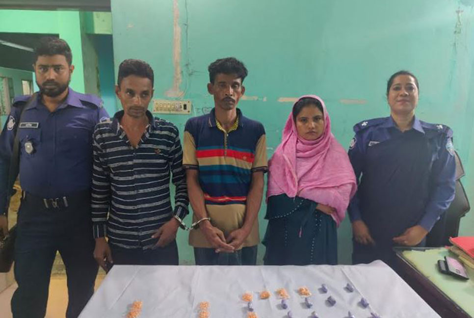 নোয়াখালীতে কক্সবাজারের মাদক কারবারিসহ গ্রেফতার ৩