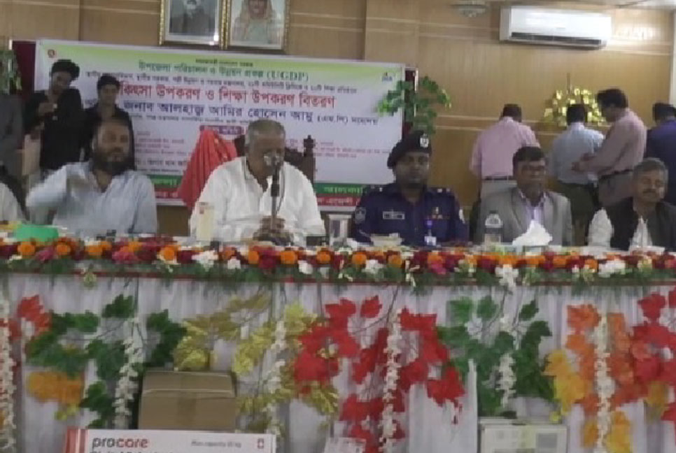 বন্দুকের জোরে ক্ষমতায় এসে জিয়া-এরশাদরা রাজনৈতিক দল গঠন করে: আমু