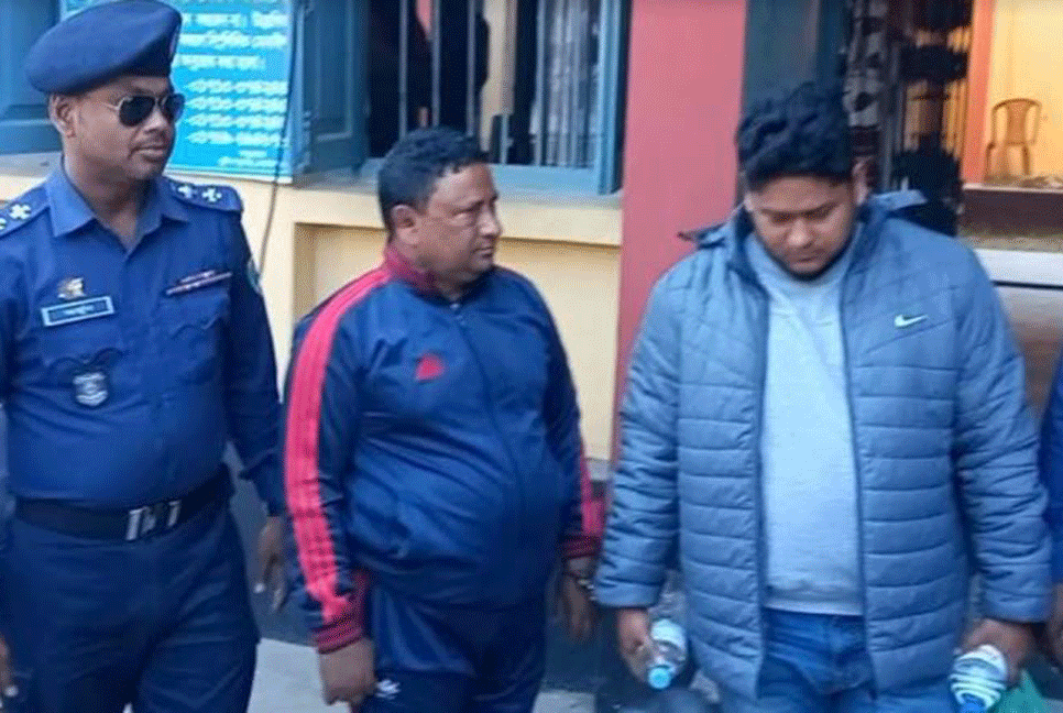 অনৈতিক কাজের ভিডিও ধারণ করে ব্ল্যাকমেইল, আটক ৩