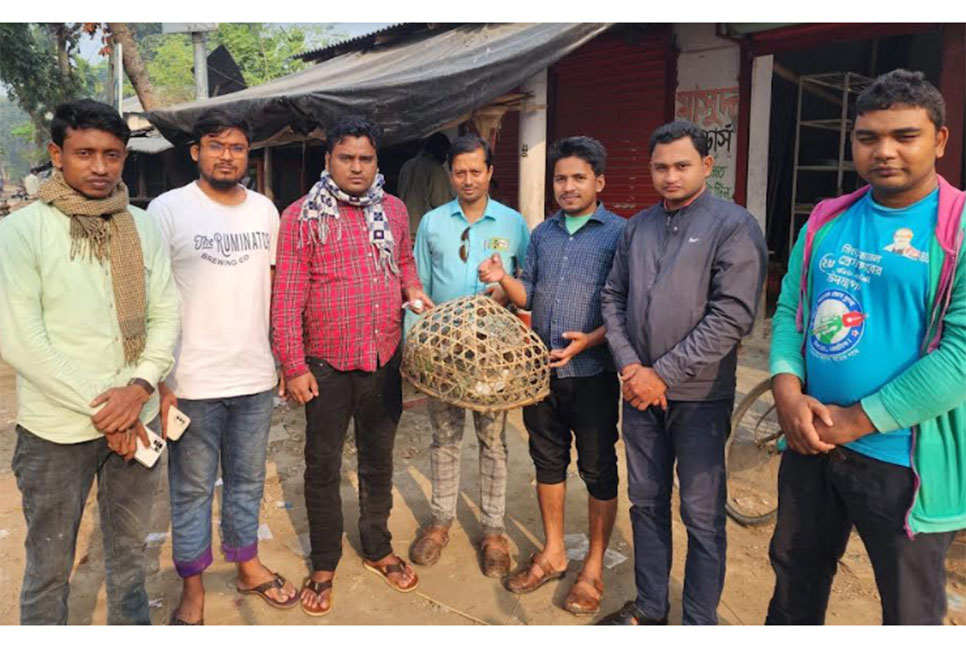 
সিংড়ায় পাখি শিকারীর বিরুদ্ধে অভিযান