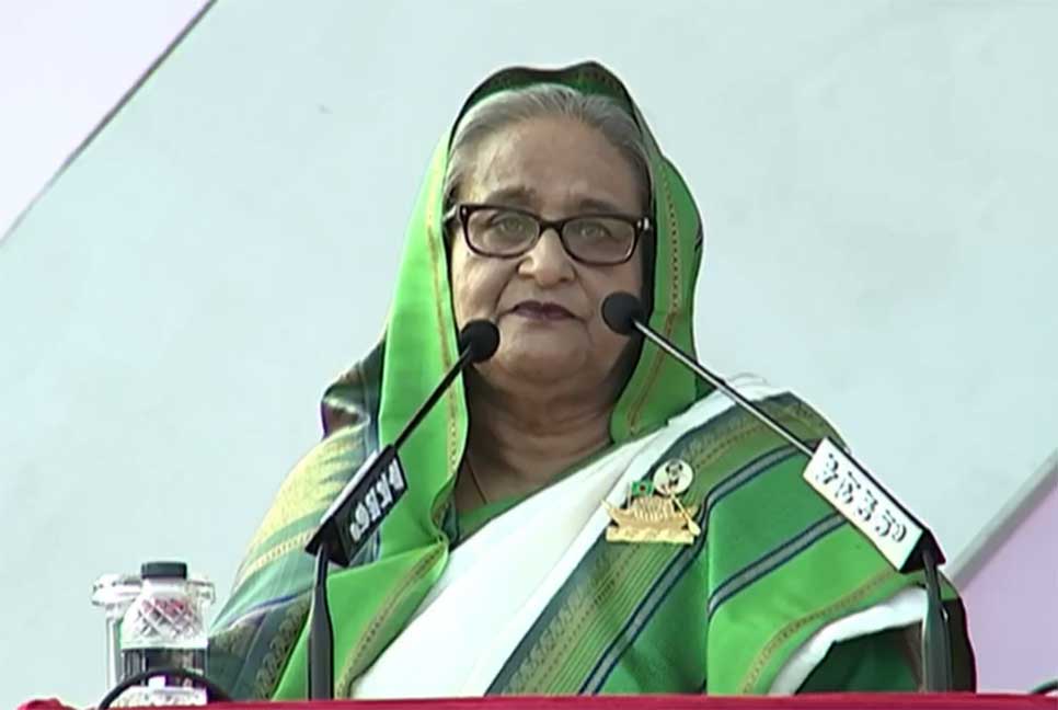 চুরি করে ক্ষমতায় এসেছিল বলেই ভোটে ভয় পায় বিএনপি : প্রধানমন্ত্রী 

