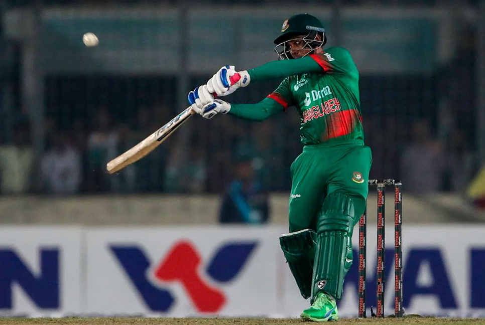 শ্বাসরুদ্ধকর ম্যাচে ভারতকে হারাল টাইগাররা