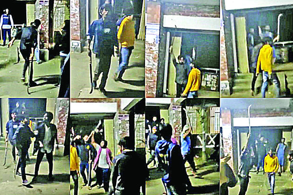 চবিতে ছাত্রলীগের নিষিদ্ধ দুই পক্ষের অস্ত্রের মহড়া