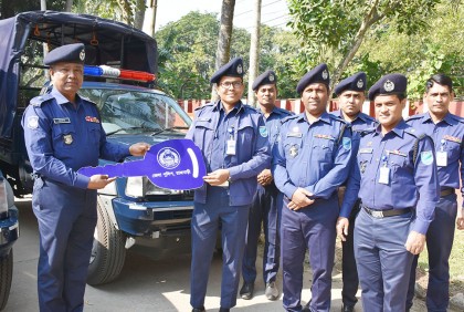 রাজবাড়ীর দুই পুলিশ তদন্ত কেন্দ্র পেল নতুন গাড়ি