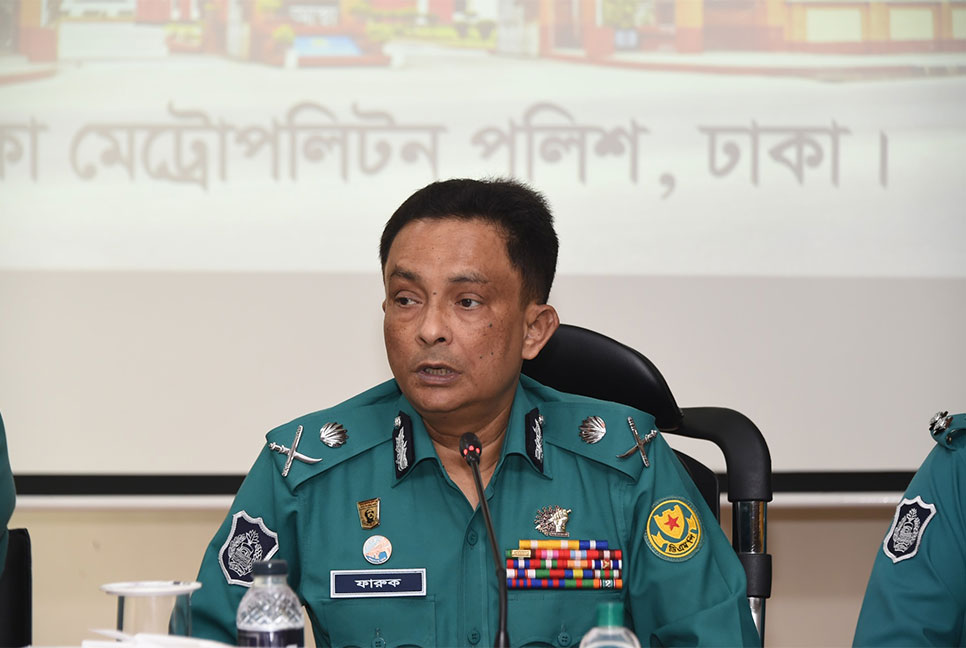 রাস্তায় সমাবেশ করার অনুমতি পাবে না বিএনপি : ডিএমপি কমিশনার