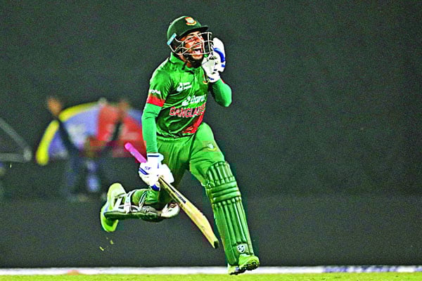 ইতিহাস বদলে দিলেন মিরাজ