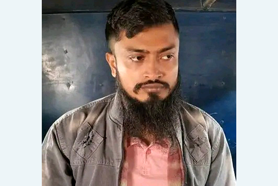 বগুড়ায় একাধিক মামলার আসামি গ্রেফতার 