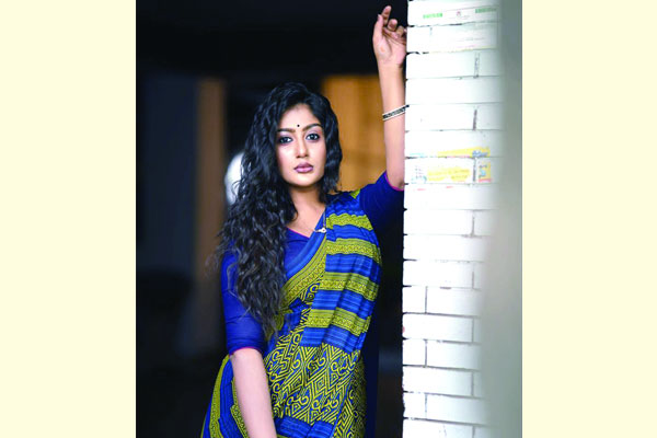 আসছে প্রথম চলচ্চিত্র