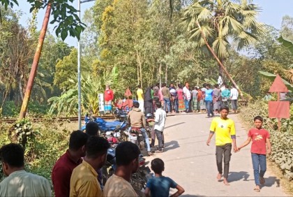 কুমিল্লায় সিএনজিকে ট্রেনের ধাক্কা, নিহতের সংখ্যা বেড়ে  ৪