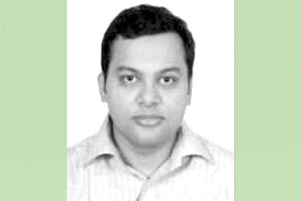 বিটিআরসির কমিশনার ড. মুশফিক মান্নান