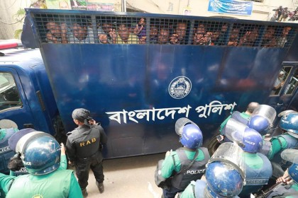 সংঘর্ষের ঘটনায় নয়াপল্টন থেকে গ্রেফতার বিএনপির নেতাকর্মীরা আদালতে