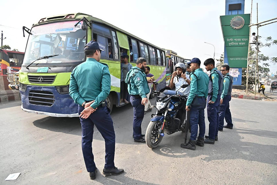 ঢাকা-চট্টগ্রাম-সিলেট মহাসড়কে মোতায়েন থাকবে চার শতাধিক পুলিশ