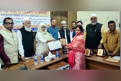 বগুড়ার শেরপুরে বেগম রোকেয়া দিবসে পাঁচ জয়িতাকে সংবর্ধনা
