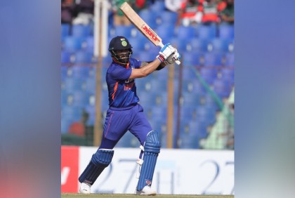কিষাণের রেকর্ড রানের পর কোহলির সেঞ্চুরি