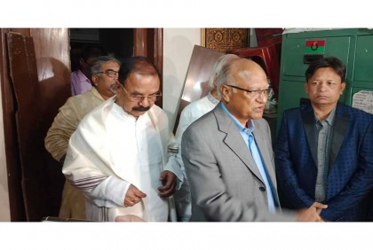 বিএনপির কার্যালয়ে পরিদর্শন করলেন নেতারা