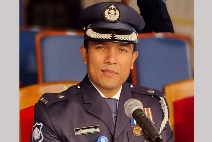 আমি লিখতে গিয়েও লজ্জিত হচ্ছি

