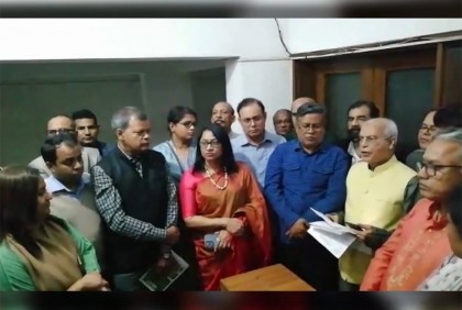 ফরিদা-শ্যামলের নেতৃত্বে মুক্তিযুদ্ধের চেতনার প্যানেলের মনোনয়নপত্র দাখিল