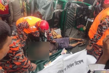 কুষ্টিয়ায় কাভার্ডভ্যান-সিএনজির মুখোমুখি সংঘর্ষে নিহত ২