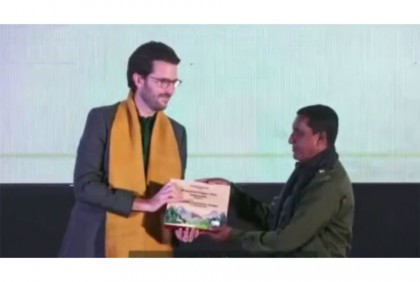 বিলুপ্তপ্রায় প্রজাতির বন্যপ্রাণী রক্ষায় 
অ্যাওয়ার্ড পেলের সুন্দরবন কর্মকর্তা