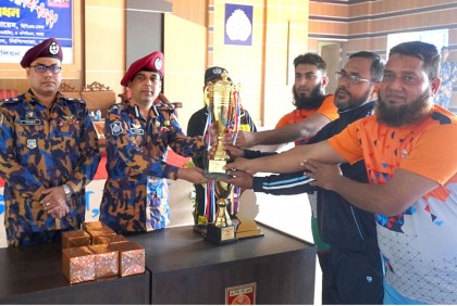 আন্তঃব্যাটালিয়ন কাবাডি প্রতিযোগিতায় বগুড়া ৪ এপিবিএন চ্যাম্পিয়ন