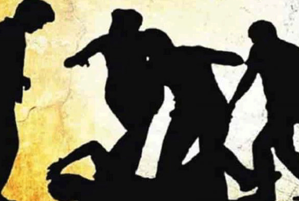ভাঙ্গায় মাদক বিক্রি বন্ধ করতে বলায় হামলা, আহত ২  