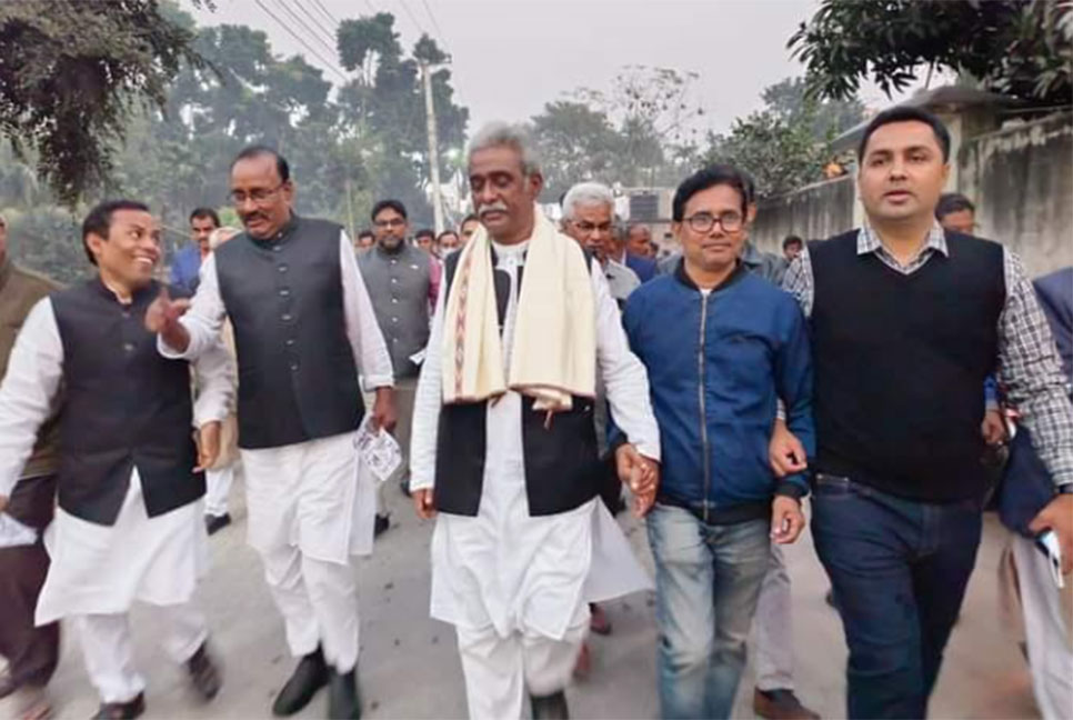 রসিক নির্বাচনে  
নৌকার প্রচারণায় কেন্দ্রীয় নেতারা 
রংপুরে