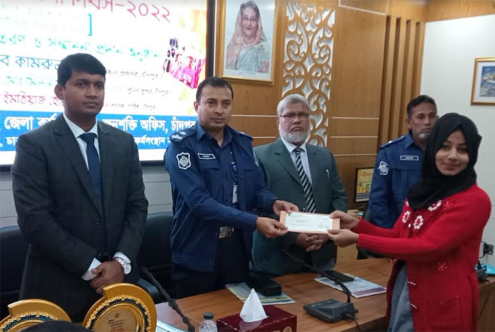 চাঁদপুরে প্রবাসীদের ৮৮ মেধাবী সন্তান পেল শিক্ষাবৃত্তি