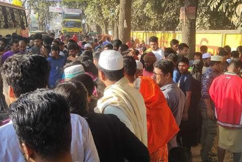 কুমিল্লায় ট্রাক-মোটরসাইকেল সংঘর্ষে দুইজন নিহত 