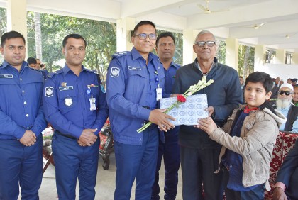 রাজবাড়ীতে পুলিশ বীর মুক্তিযোদ্ধাদের সংবর্ধনা