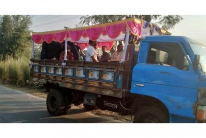 
ঠাকুরগাঁওয়ে নৌকার মনোনয়ন প্রত্যাশীর সমর্থককে মারপিটের অভিযোগ