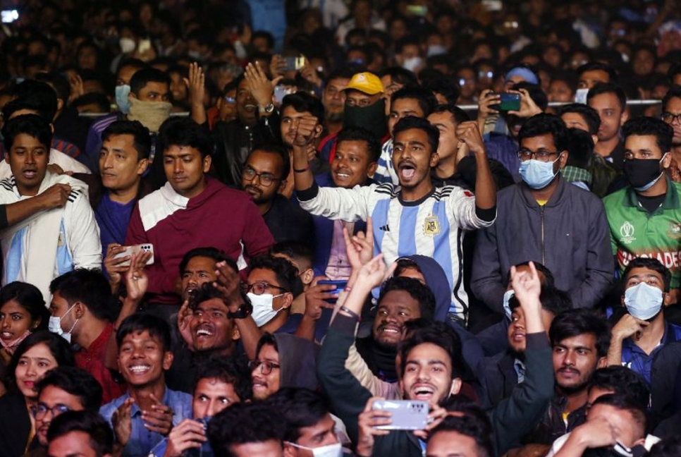 মেসিদের বিশ্বকাপ জয়ে বাংলাদেশে উন্মাদনা, মুগ্ধ আর্জেন্টাইন গণমাধ্যম