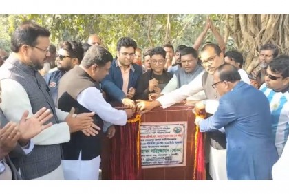 
গাংনীতে খাল খননের উদ্বোধন