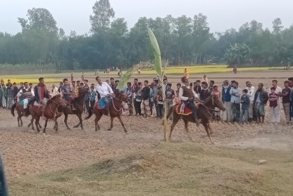শেরপুরে ঐতিহ্যবাহী ঘোড়দৌড়