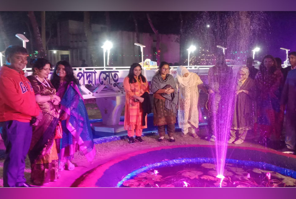 শ্রীবরদী থানায় পদ্মা সেতুর প্রতিরূপ, পিঠা উৎসব