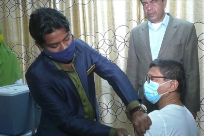 মেহেরপুরে করোনার ৪র্থ ডোজ টিকার কার্যক্রম শুরু