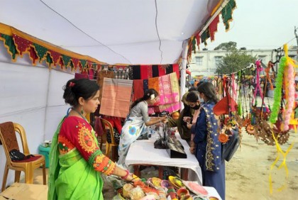 জয়পুরহাটে নারী উদ্যোক্তাদের মেলা