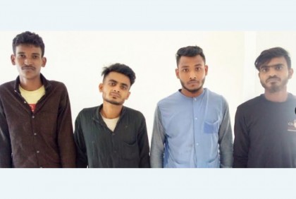অটোরিকশা চোর চক্রের ৪ সদস্য আটক 